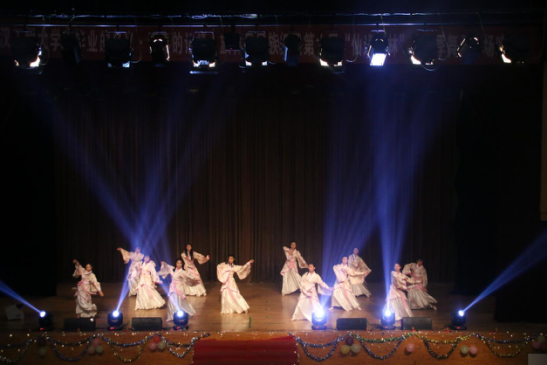�人���̴�ѧ���б�ҵ��ϵ�л֮�����ַ��������š��赸ר������